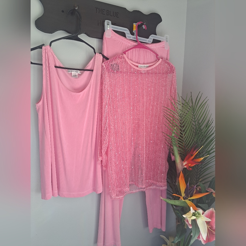 Drapers and Damons Vintage Cornflower Pink Sequined Loose Weave 3 Pcs Set Sz M